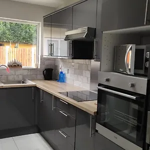 With Private Kitchen Appartement